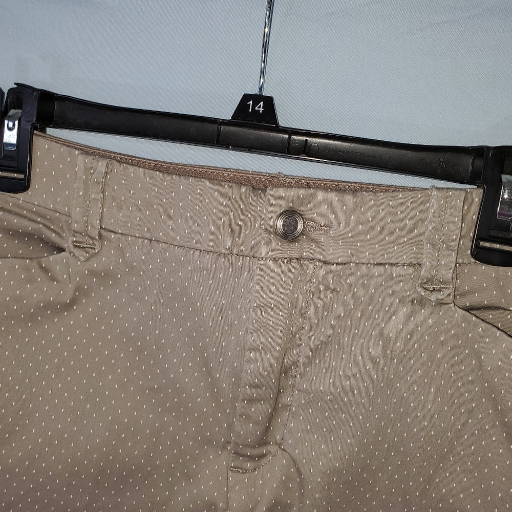 Khakis And Co. White Polka Dot Beige Capris Size 12 - Picture 3 of 11